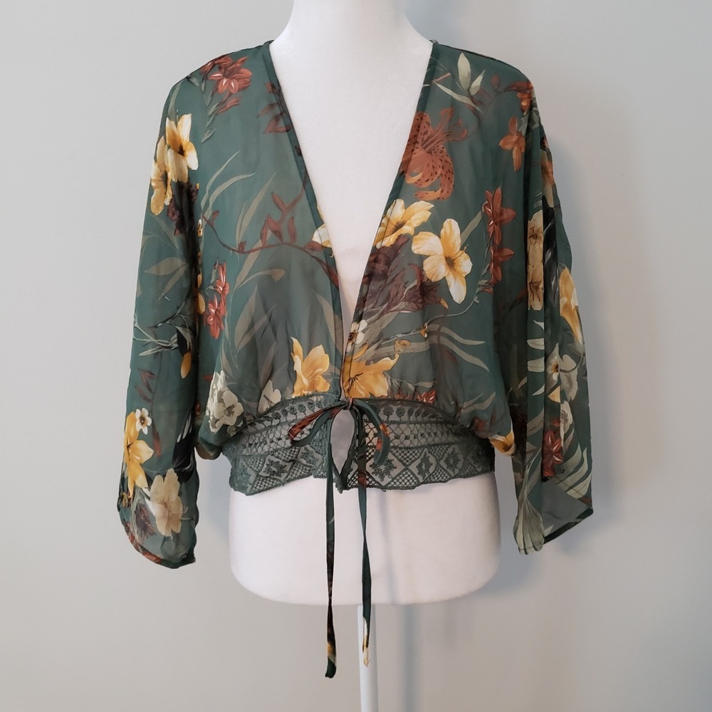 Boho Short Sheer Floral Cardigan Top LARGE Fairy Whimsigoth Lace Layer Front Tie